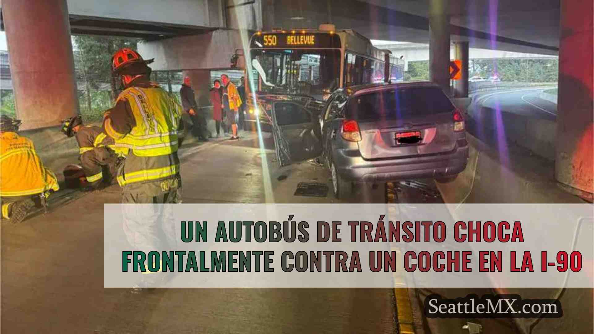 Un autobús de tránsito choca