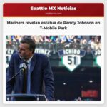 Mariners revelan estatua de Randy Johnson en T-Mobile Park